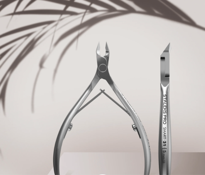 STALEKS SMART 31 Pince professionnelle pour la peau, 5 mm