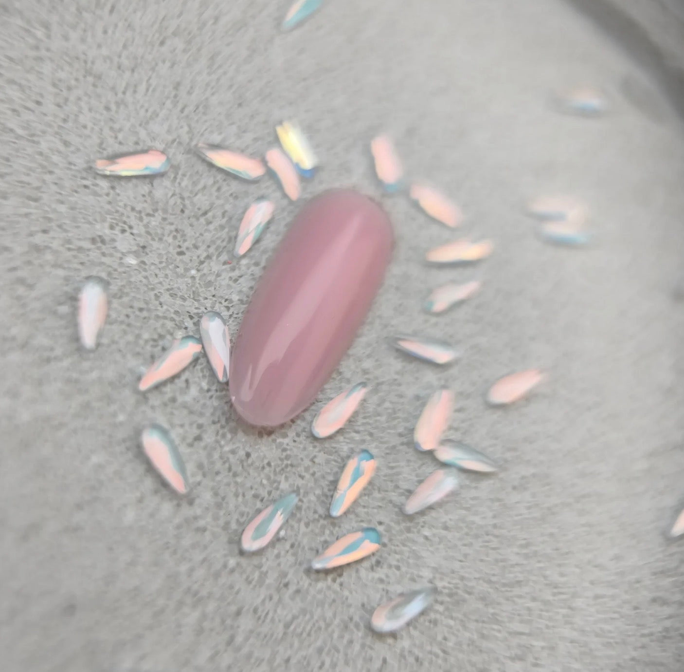 Mini goutte allongé