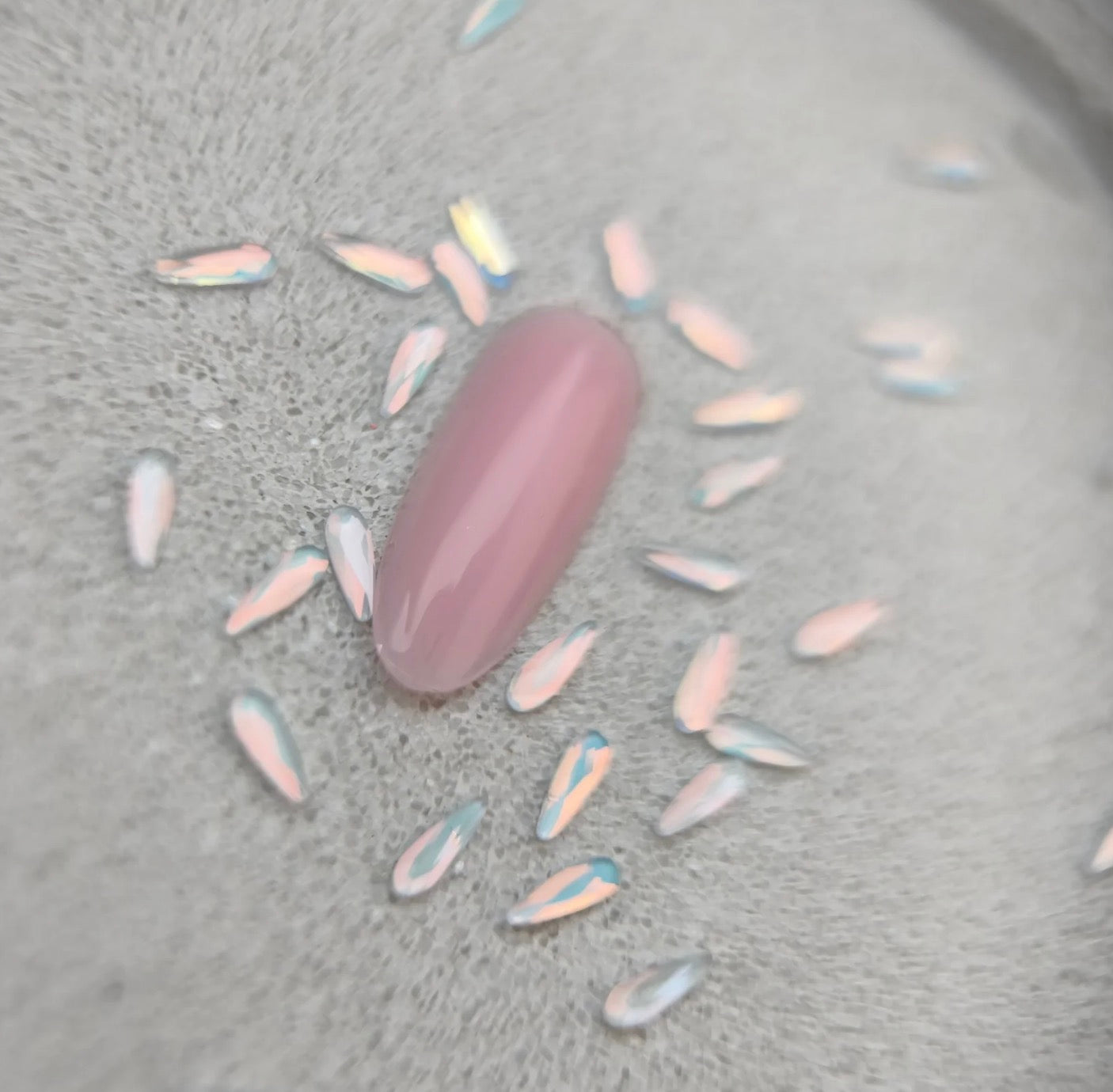 Mini goutte allongé