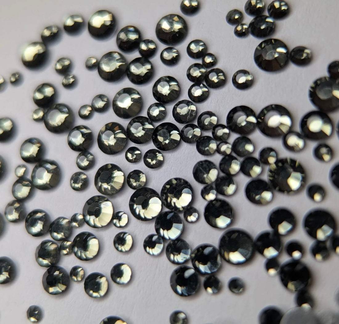 Diamond black