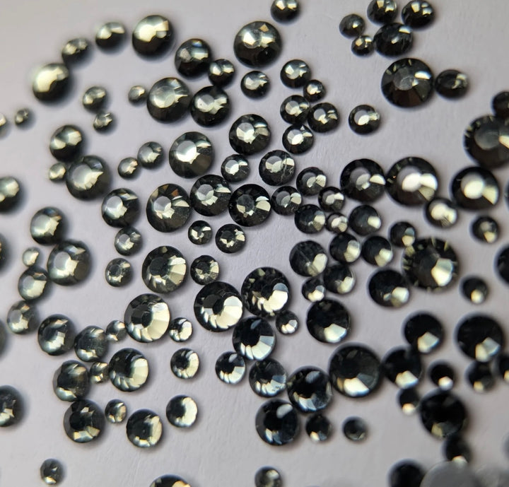 Diamond black