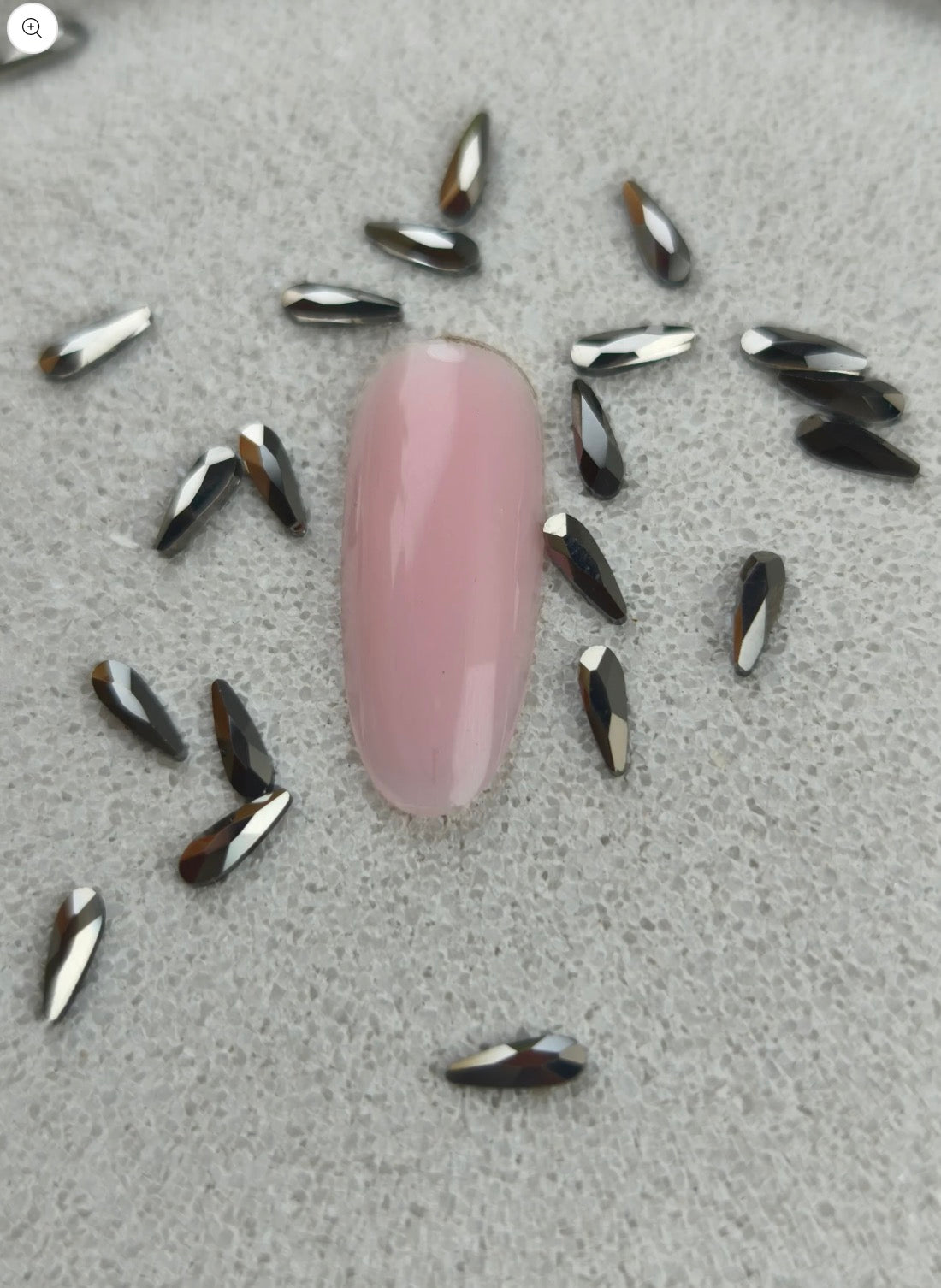 Mini goutte allongé