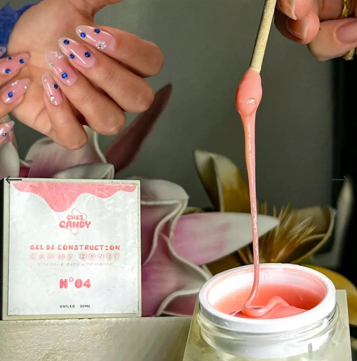 GEL DE CONSTRUCTION HONEY N°04 ( AUTO ÉGALISANT)